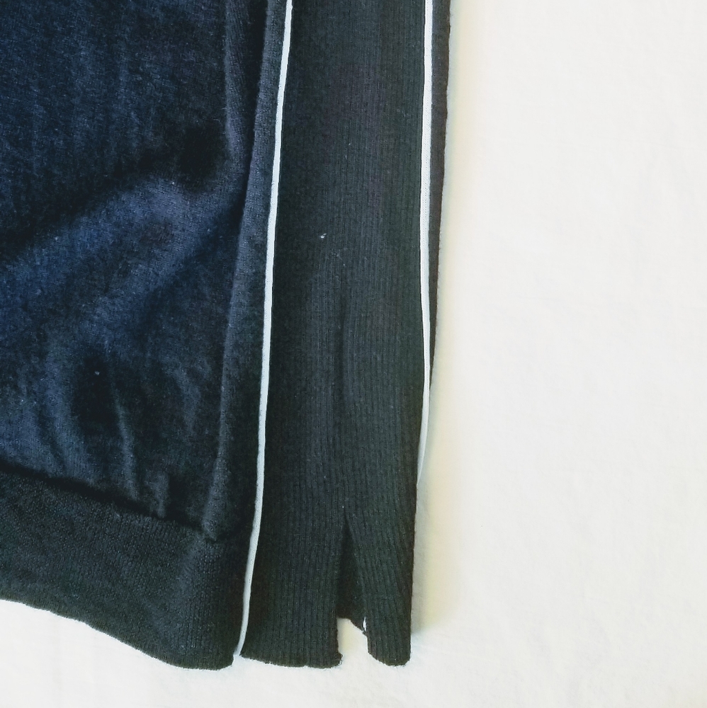 J. Crew v-neck sweater - Picture 4 of 4